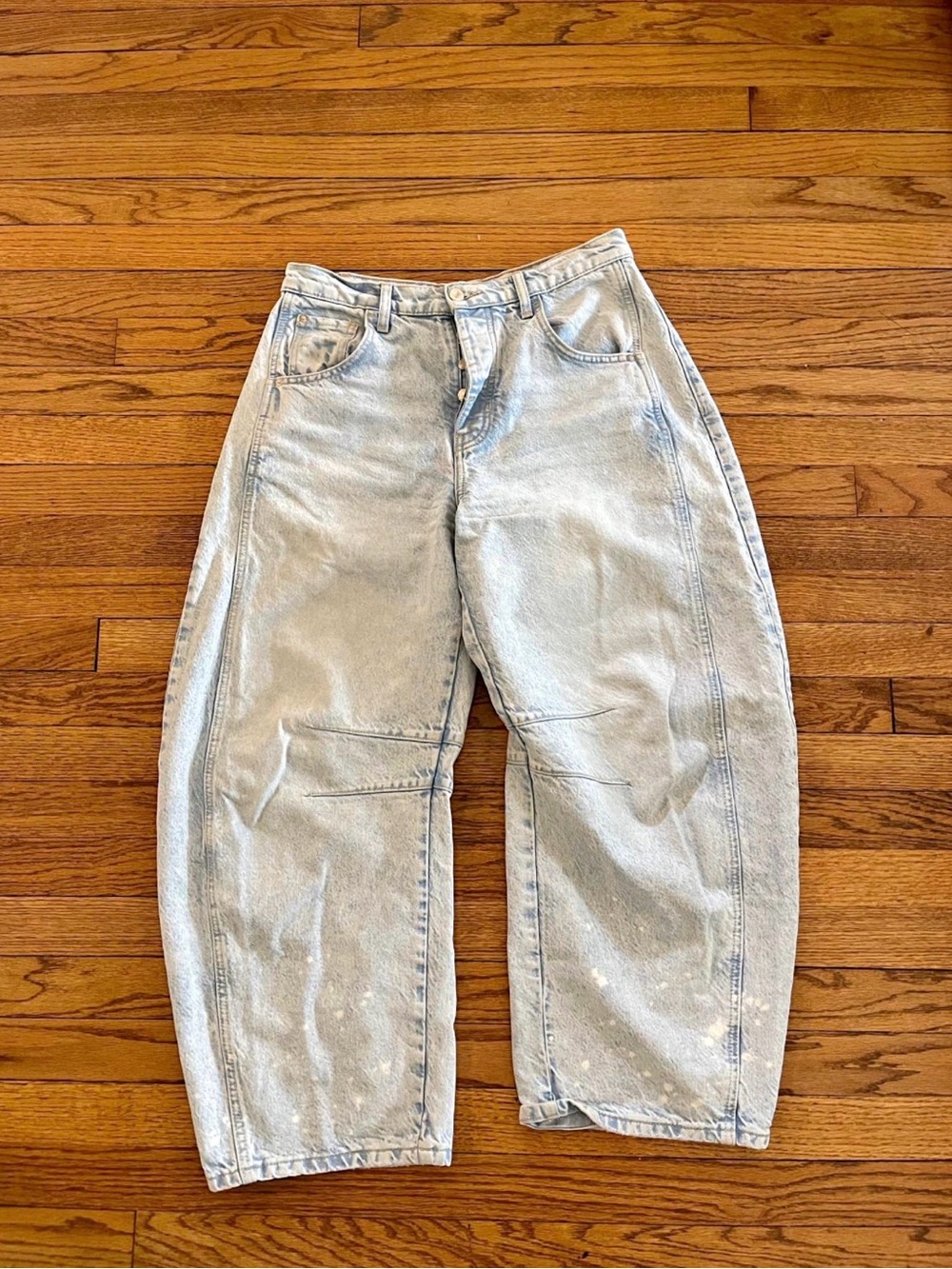Free People We The Free Barrel Leg Jeans – Size 28 | Light Wash | Button Fly
